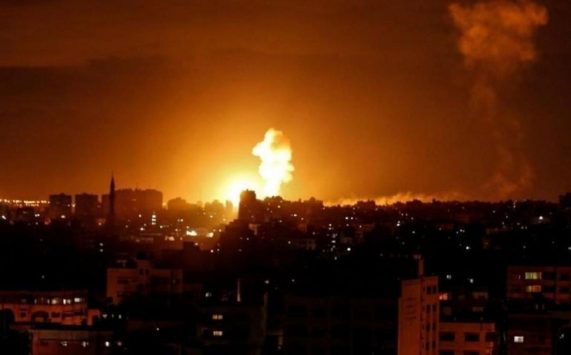 Израиль ударил по Сектору Газа после массовых беспорядков на границе (фото, видео)