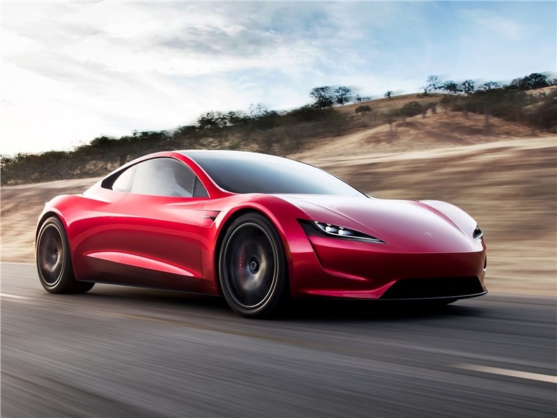 Производство Tesla Roadster отложили