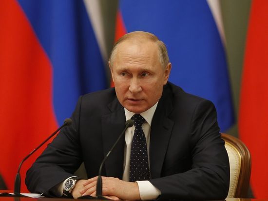 Путин рассказал о двух путях прохождения пандемии для россиян