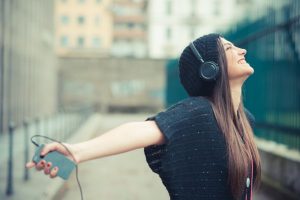 Русские новые песни: слушаем и отдыхаем