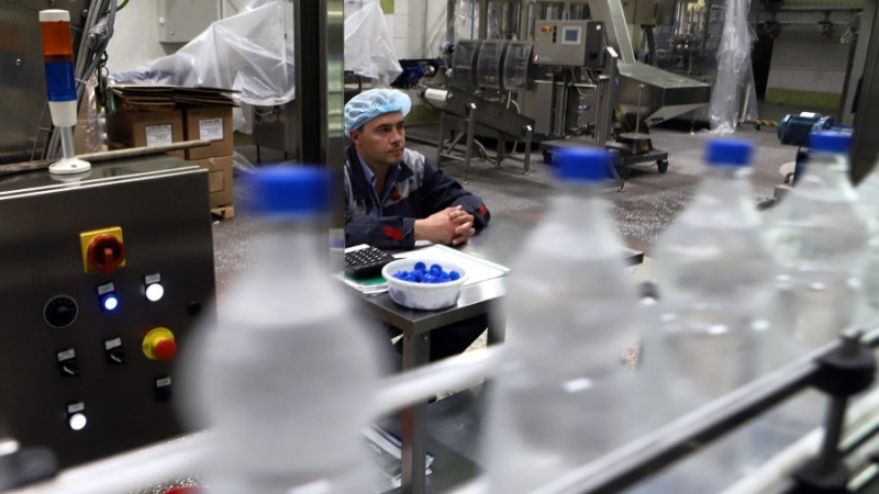 В России объемы производства бутилированной воды за 2023 год выросли на 58%
