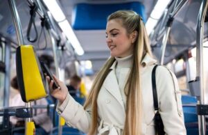 Кешбэк в одно касание: как москвичи и гости столицы экономят на поездках в общественном транспорте