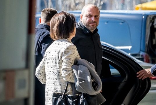 Конец паузы в переговорах. Делегация едет в США