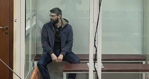 Пасынка Стаса Намина, убившего его родного сына и бывшую тещу, приговорили к 18 годам колонии