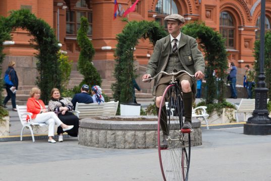 Нарядись поэтом: какие стили будут актуальны в 2026 году