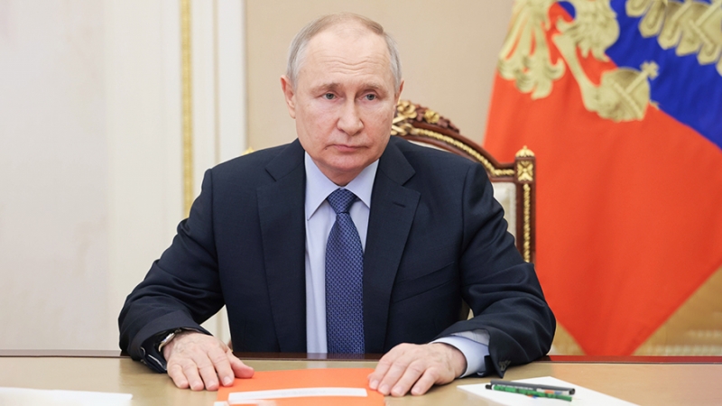 Путин указал на устойчивость финсистемы РФ вопреки ожиданиям противников